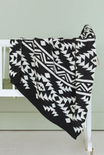 Load image into Gallery viewer, Puna Blanket