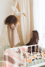 Load image into Gallery viewer, Andes Blanket