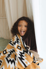 Load image into Gallery viewer, Cruz Blanket