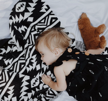 Load image into Gallery viewer, Puna Blanket